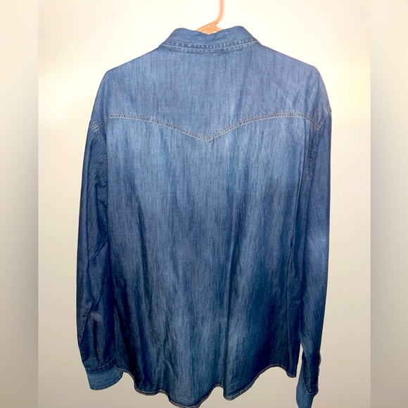 Wrangler button down - Picture 3 of 3